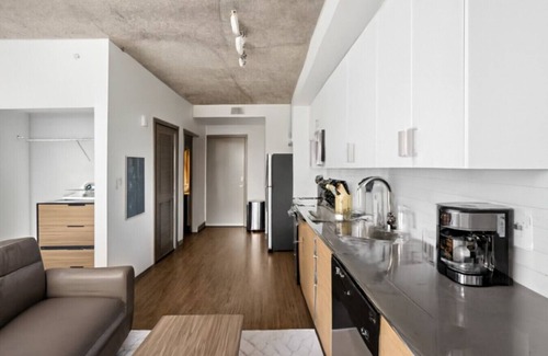 Five Points South Apartment | Best Kept Secret: Cozy Studio in Prime Location 5
