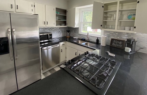 Snellville House | BEST LOCATION- 3Br-1.5Bath - Close to everything!!