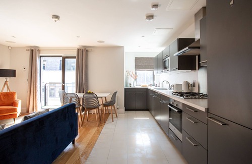 Belfast Central District Condo | Best Location 5* Luxury Living City Centre Parking