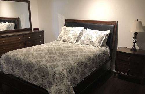 Coeur d'Alene Apartment | Best Location . Center of downtown CDA just out the front door.