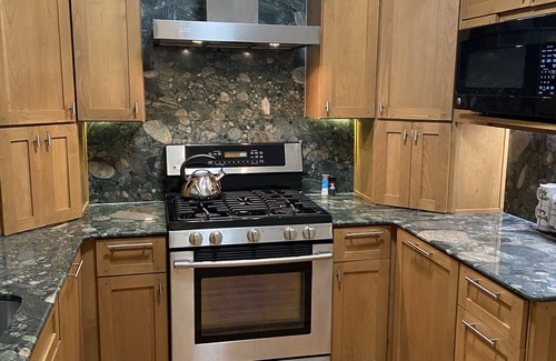 Norman House | Best Location, comfy bungalow just a10 min.walk to OU Stadium or Campus Corner