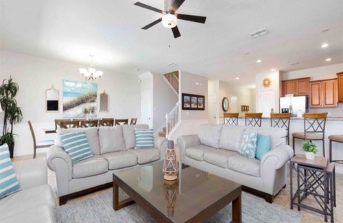 Davenport Villa | ☆Best location directly at the Clubhouse☆ 8 bedrooms, 2 playrooms, swimming pool, close to Disney!