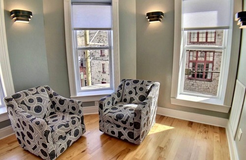 Eureka Springs Historic District Apartment | Best Location Downtown + Parking + Amazing Shower