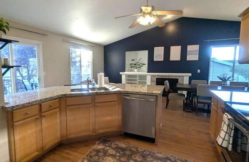 Draper Apartment | Best Location for Everything. Brand new in Draper!
