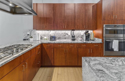 Wholesale District Apartment | Best Location for Conventions, Sports, & Nightlife
