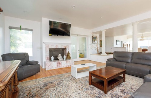 Coronado House | Best location in Coronado!nMessage for special short term and long term rates.