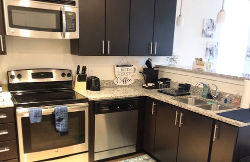 Fells Point Apartment | Best Location in Fells Point!! Walker's Paradise!