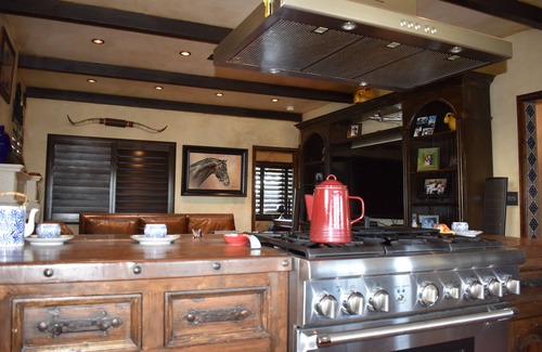 Angelino Heights House | Best Location in L.A. - Postcard Views!
