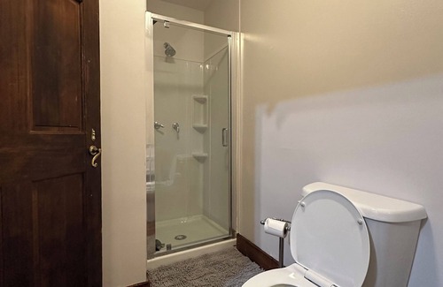 Oriental Apartment | Best Location in Oriental, NC! Sleeps 4! Steps away from Oriental Marina!