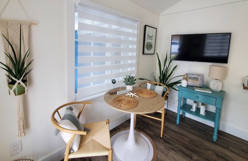 Sunset Beach Cottage | Best Location on the Beach in Treasure Island!