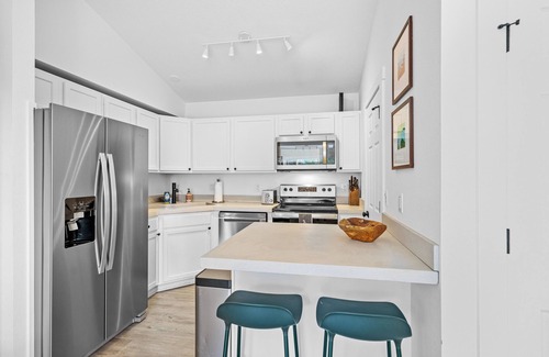 Big Sky Condo | Best Location! Ski-in/Shuttle-out, 2-bedroom, Steps from ski shuttle and lifts!