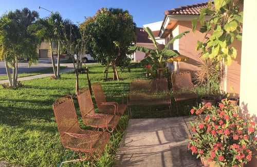 Homestead House | Best location to explore South Florida & the Florida Keys.