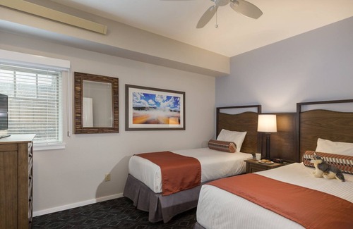 West Yellowstone Condo | BEST LOCATION! Updated Condo with Full Kitchen and Resort Amenities
