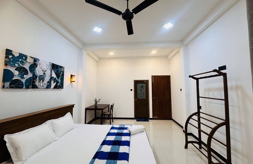Weligama Villa | Best Luxury villa in Weligama.5 Minuets walk to the Weligama Surfarea.