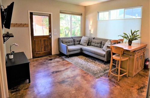 Mill Valley House | Best Mill Valley Location, PETS OK, High End, Gourmet, long term starts May 15