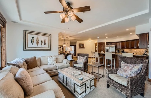 Breckenridge Condo | Best Mtn View-Ski In Ski Out & Gondola to Downtown