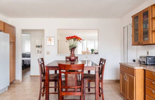Livonia House | Best Neighborhood home - 15 min to Detroit - 25 min to Ann Arbor
