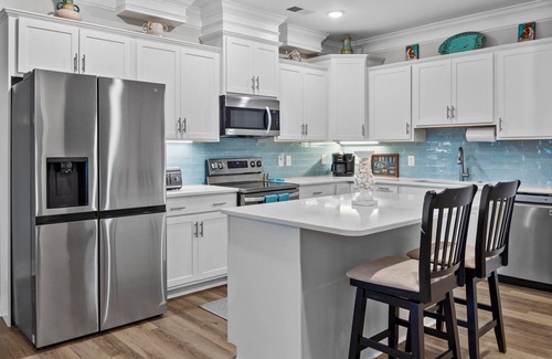 Morehead City House | BEST of BEAUFORT- WATERFRONT BREATHTAKING VIEWS, DOCK, walk to historic downtown