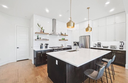 Cedars House | Best of The Cedars - Dallas Views, Rooftop Luxury