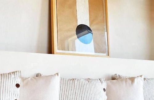 Montauk Hotel | Best Place to Stay in South Edison Beach! Free Breakfast, Pool and Beachfront!