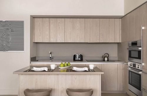 Hollywood South Central Beach Hotel | Best Place to Stay in Florida! Kitchen, Onsite Pool