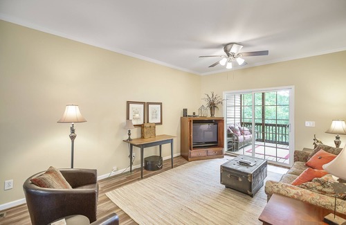 Seneca House | Best Porch on Lake Hartwell & very close to Clemson University