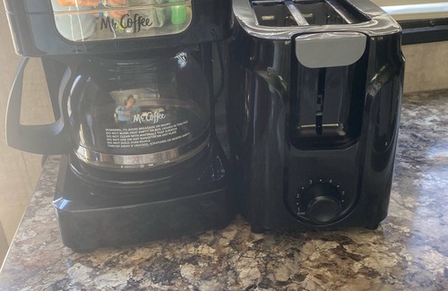 North Hills East House | Best price, clean and new rv trailer