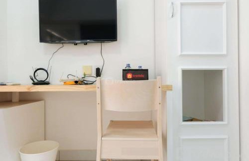 Serpong Apartment | Best Price Studio at Casa De Parco Apartment By Travelio