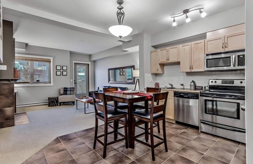 Canmore Condo | Best Relaxing King Bed Suite/Mtn. View, Heated Pool & Hot Tubs