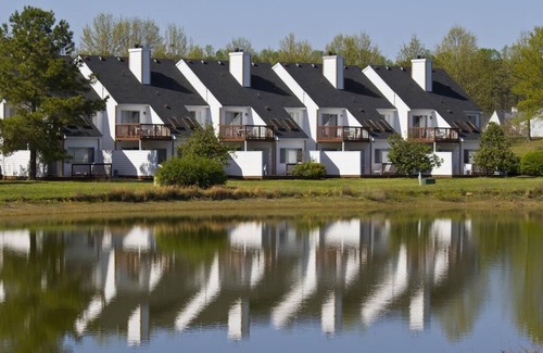 Berkeley Condo | Best Resort/$ for Colonial Williamsburg and Busch Gardens