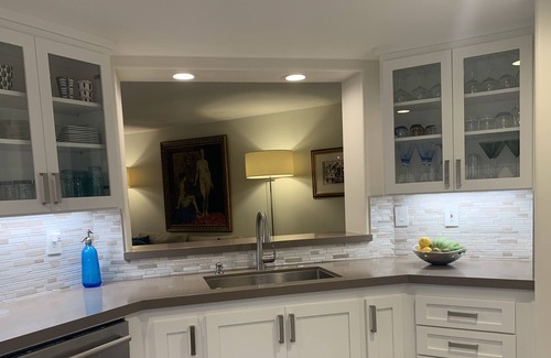 East Beach Condo | Best SB Beach Location + Amenities . Pool Gym Tennis Garage