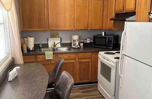 Tallahassee Apartment | Best site for FAMU & FSU Events, Walkable, Safe.