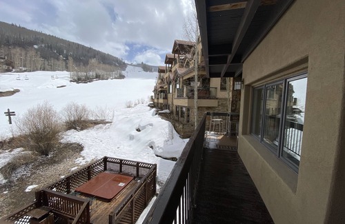 Mountain Village Condo | Best Ski In Ski Out in Mountain Village/Telluride