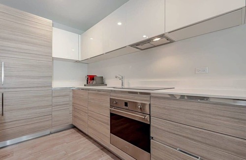 Hollywood Apartment | Best Stay|Rooftop Pool|Ocean View Balcony