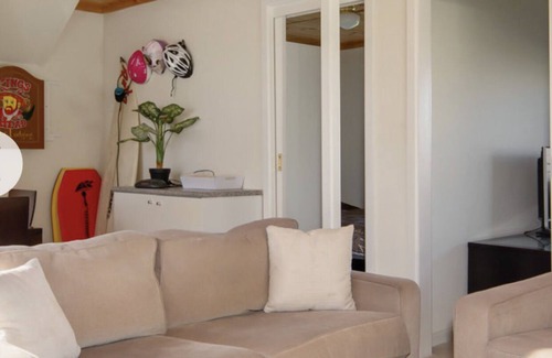 Sunset Strip House | Best surfing 2 min Cowes town 5 min