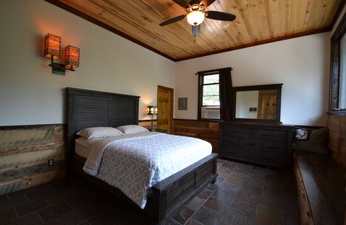 Champion Cabin | BEST TIME ON THE MOUNTIAN!
