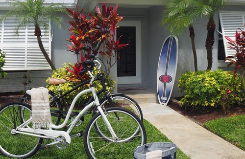 Palm Beach Shores House | Best Vacation Destination in Palm Beach Shores
