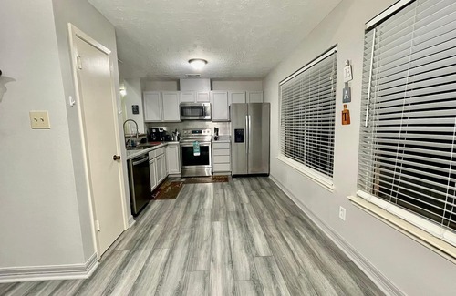 Katy House | Best Value - 3 BR Home by Premier Host- Heart of Katy