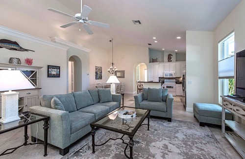 Naples Park House | Best Value in Naples! Spotless Luxury 4 Bdrm Heated Pool Walk Bike To Beach