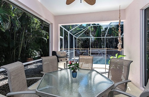 Naples Park House | Best Value in Naples! Spotless Luxury 4 Bdrm Heated Pool Walk Bike To Beach