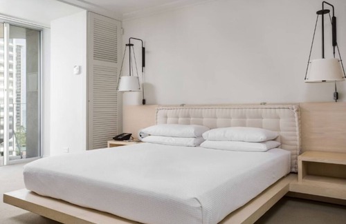 Waikiki Hotel | Best Value, Quality Stay! Outdoor Swimming Pool, Partial Ocean View!