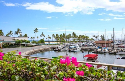 Waikiki Hotel | Best Value, Quality Stay! Outdoor Swimming Pool, Partial Ocean View!