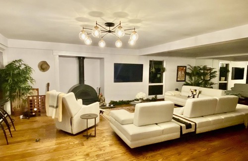 Garrison House | Best View! Hudson Valley Home with River & Mountain views near Cold Spring, NY.