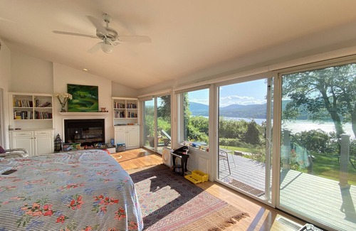 Garrison House | Best View! Hudson Valley Home with River & Mountain views near Cold Spring, NY.