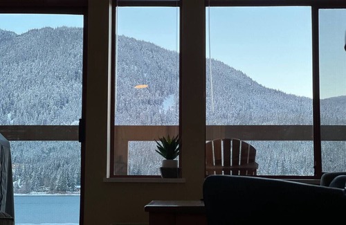 Whistler Apartment | Best View in Whistler - Paradise at Nicklaus North