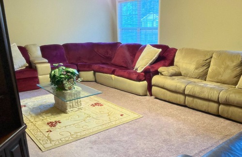 Normal House | Best VRBO in Huntsville, Alabama: Charming Private Room Close to Everything