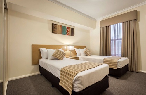 Northbridge Hotel | Best Western Northbridge Apartments