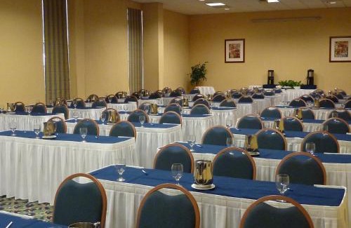 Florida Center Hotel | Best Western Orlando Gateway Hotel