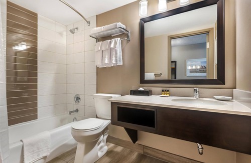 Southwest Calgary Hotel | Best Western Plus Calgary Centre Inn