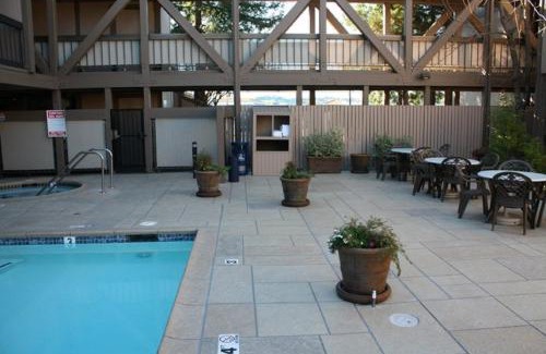 Napa Hotel | Best Western Plus Inn at the Vines